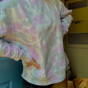 Tie dye crew neck